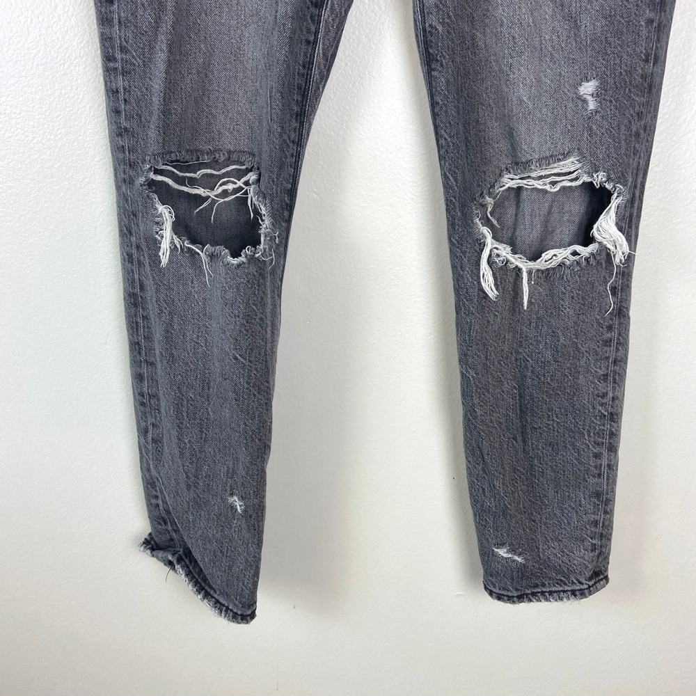 American Eagle Highest Rise Mom Jean Distressed Faded Black Gray Size 2 Regular - Picture 6 of 11